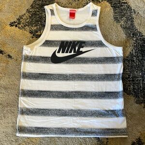 Nike tank top